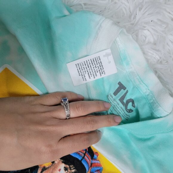 NWT TLC Tie Dye Rap Tee Shirt - Size Medium - Picture 7 of 9